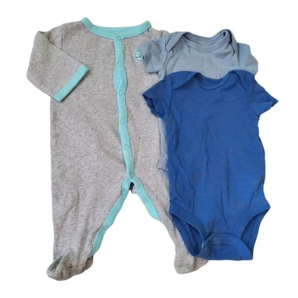 Bundle Carter's Footie Romper pajama & 2 Bodysuits‎ 3 Months snap blue gray